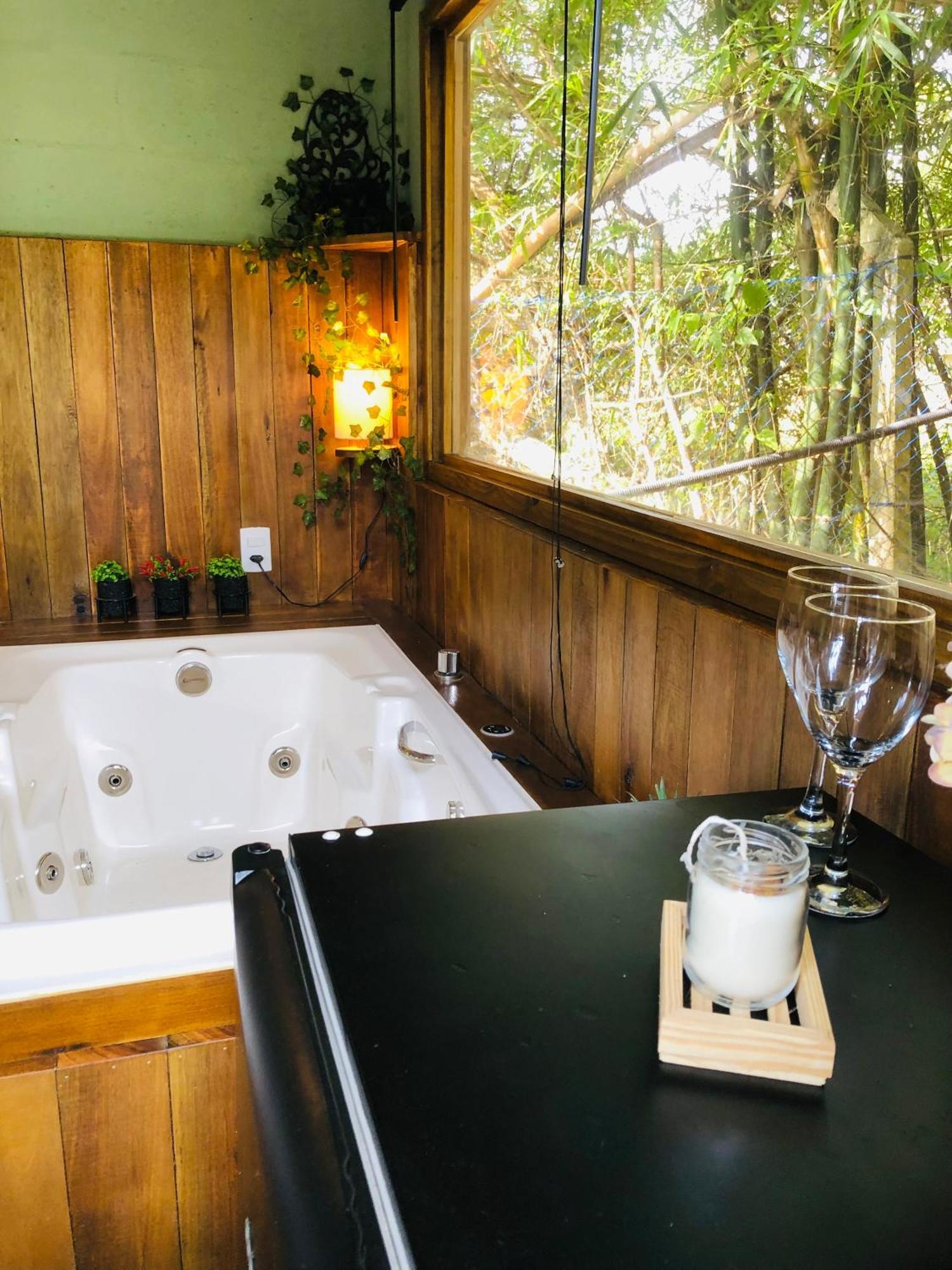 Suite Hot Tub